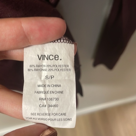 Vince. V-Neck Long Sleeve Blouse - Picture 5 of 5